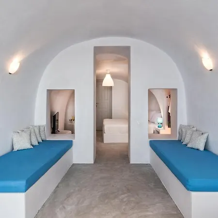 Argithea * Oia (Santorini)